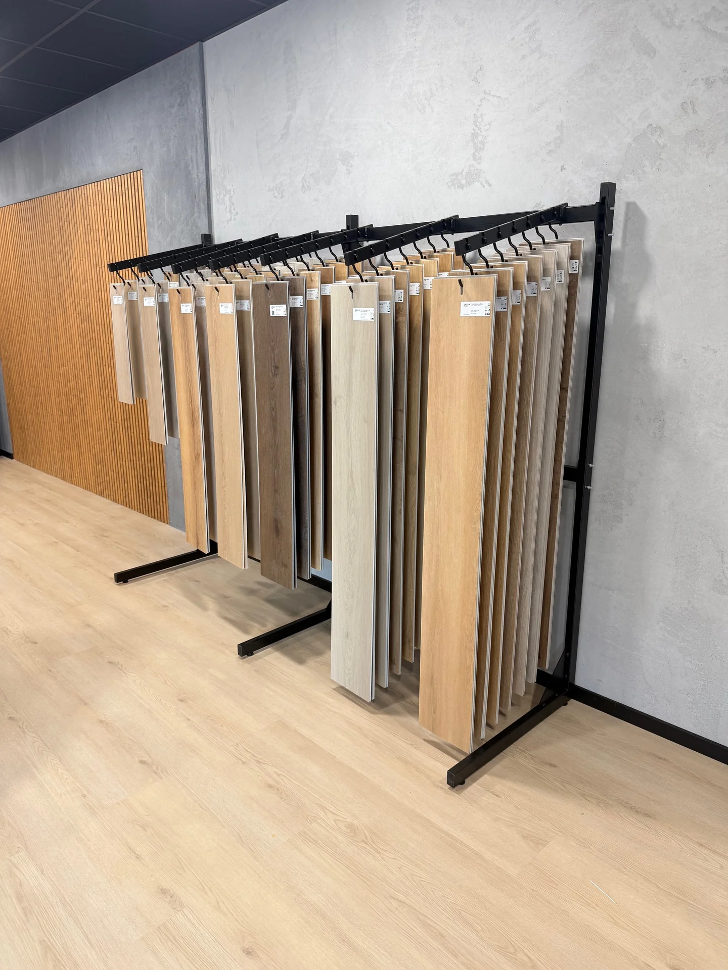 Kreative Wandgestaltung mit Akustikelementen - individuelles Design in Breisach